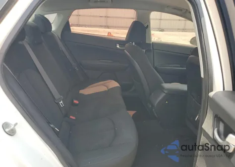 2016 Kia Optima Lx из США, поврежденный, VIN KNAGT4L32G5095786